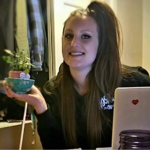 Meet your Posher, Shana